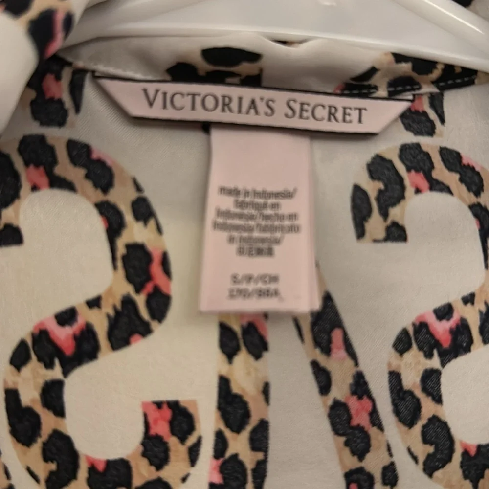 Sexy Printed VICTORIA SECRETS PJ’s - Picture 3 of 3